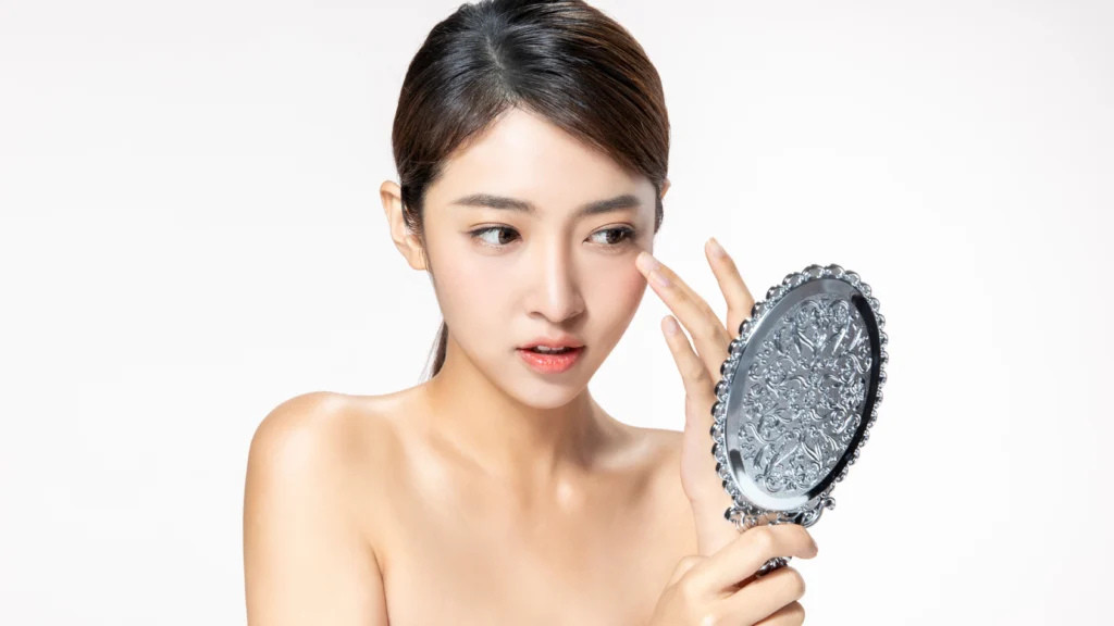 眼袋轉位手術完整解析:你該注意的副作用、效果與恢復時間